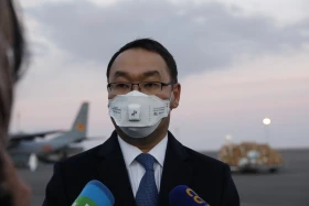 Қытайдан келген дәрігерлер Қазақстанға коронавируска қарсы күрес бойынша тәжірибе алмасу үшін келді - фото 11