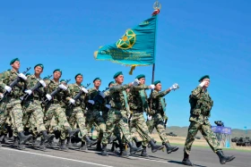 Полигондағы армия шеруі - фото 9