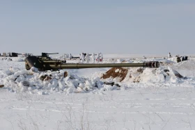 Один день из жизни солдатов зимой - фото 19