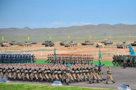 2015 жылғы ауқымды әскери оқу-жаттығу - фото 21