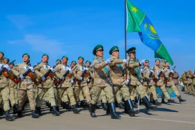 Полигондағы армия шеруі - фото 28