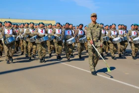 Полигондағы армия шеруі - фото 29