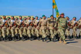 Полигондағы армия шеруі - фото 31