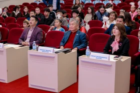 Ұлттық музей Республика күніне орай дәстүрлі әндер байқауын өткізді - фото 2