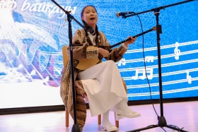 Ұлттық музей Республика күніне орай дәстүрлі әндер байқауын өткізді - фото 9