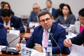 Депутат жер қойнауы заң жобасы турасында: Үкіметтің мүддесін қорғайтын баптар жоқ - фото 9