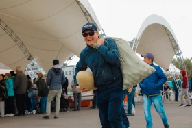 Астанадағы Мақтарал ауданының ауыл шаруашылық жәрмеңкесі - фото 6