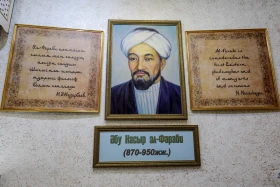 Алматыдағы Әл-Фараби атындағы кітапхана - фото 1