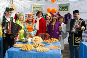 2000 жылғы Қазақстандағы халықтар достығының фестивальдері - фото 4