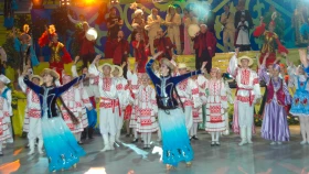 2000 жылғы Қазақстандағы халықтар достығының фестивальдері - фото 20