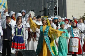 2000 жылғы Қазақстандағы халықтар достығының фестивальдері - фото 24