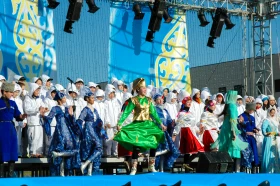 2000 жылғы Қазақстандағы халықтар достығының фестивальдері - фото 28