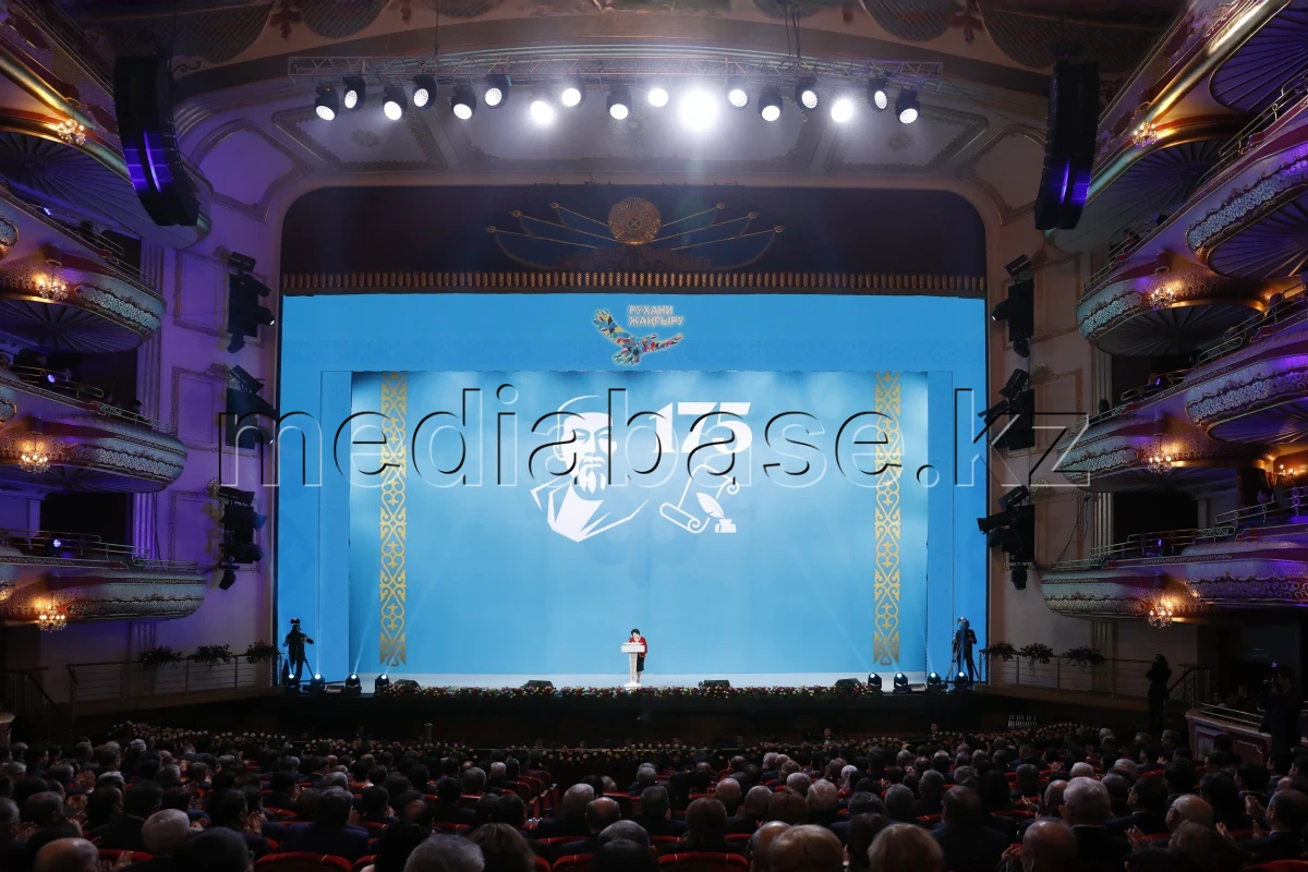 2020 жылы Қазақстан ұлы ақын және ойшыл Абай Құнанбаевтың 175 жылдығын атап өтті - фото 1