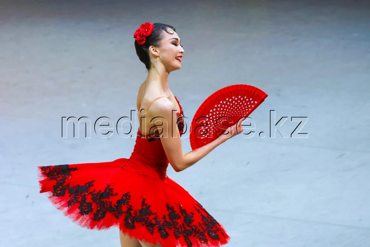 Прима-балерина Әйгерім Бекетаеваның өмірінен бір күн - фото 1