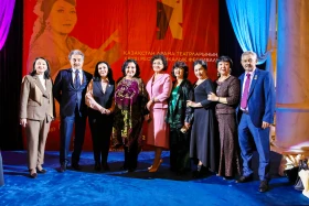 Театр көрмесі - фото 25