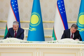 Қазақстан Президенті Қасым-Жомарт Тоқаев Өзбекстанға ресми сапармен келді - фото 7