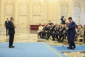 Государственные награды и премии вручил Глава государства - фото 9