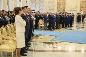 Государственные награды и премии вручил Глава государства - фото 14