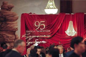 Қазақтың бұлбұлы Бибігүл Төлегенова 95 жаста: елорда жұрты мерейтойлық кешке куә болды - фото 7