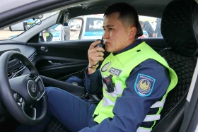 Елордалық полицейлер қауіпсіздік пен тәртіпті қамтамасыз ете отырып, қала көшелерін күзетуде - фото 9