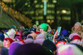 Астананың бас шыршасы жағылды - фото 4