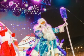 Астананың бас шыршасы жағылды - фото 12