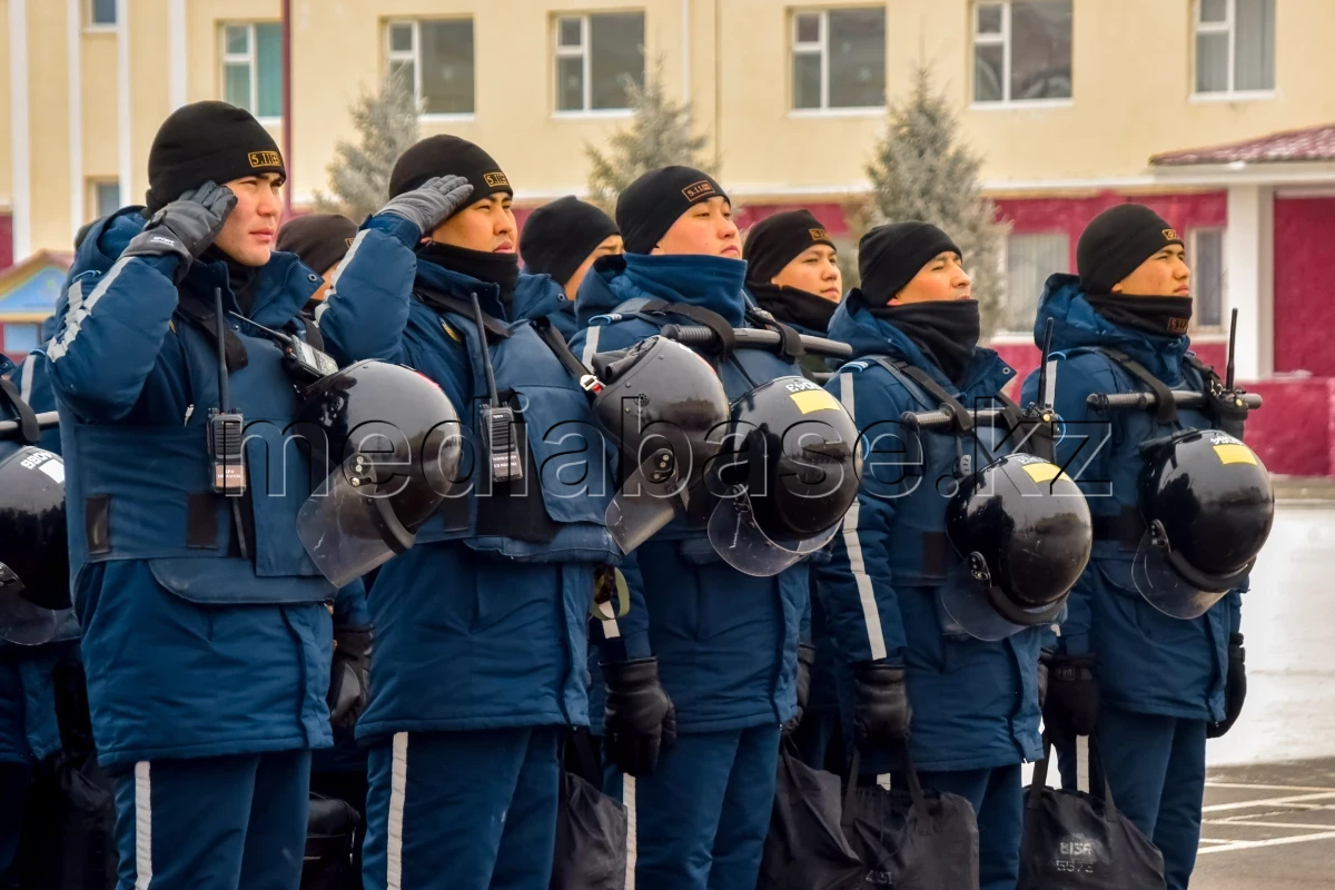 Фотосуреттер жеке жіберілді