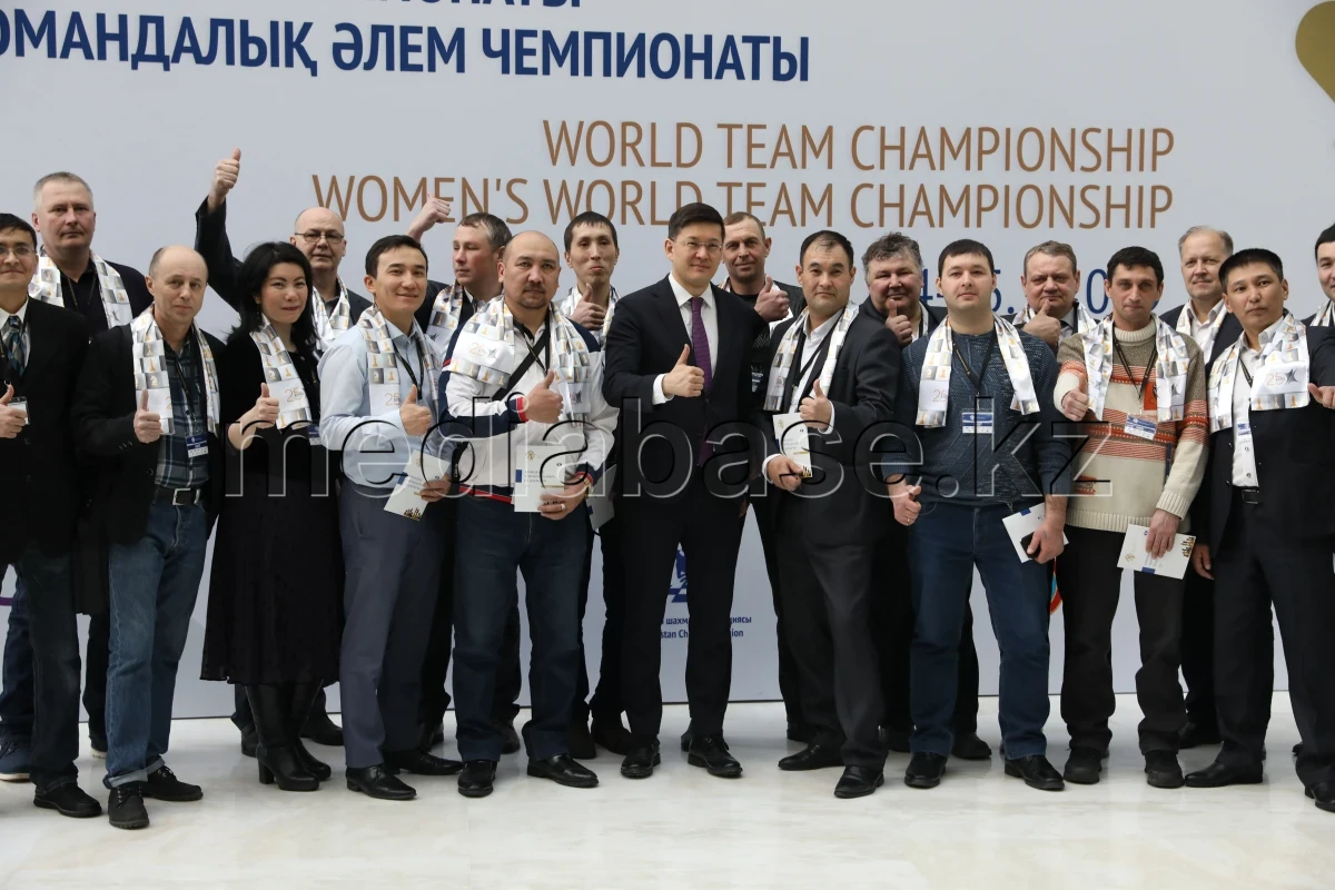 Сәдуақасов Еуразиялық Топ (ERG) кәсіпорындарының үздік қызметкерлерімен бір уақытта ойын сеансын өткізеді - фото 1