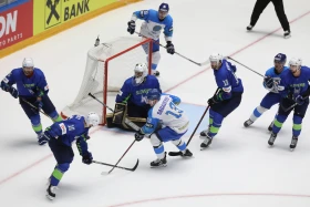 Словения – Казахстан: Чемпионат мира по хоккею с шайбой 2019, дивизион I, группа A - фото 22