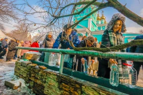 Алматыда крещение рәсімі қалай өтіп жатыр - фото 17