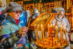 Горячий чай и дети: как проходят крещенские купания в Алматы - фото 1