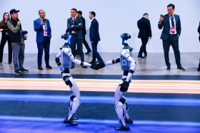 Развитие ИИ может повысить нагрузку на электростанции – Олжас Бектенов - фото 16