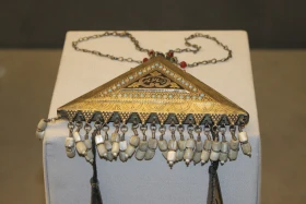 Ювелирные изделия казахов разных времен - фото 4