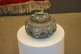 Ювелирные изделия казахов разных времен - фото 17