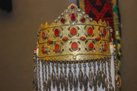 Ювелирные изделия казахов разных времен - фото 32