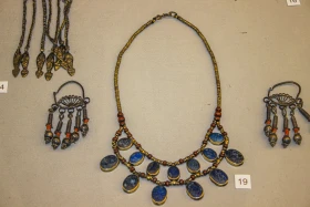 Ювелирные изделия казахов разных времен - фото 47