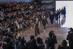 Дизайнеры представляют свои коллекции на неделе моды в Алматы - фото 5