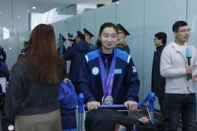 Жители Астаны торжественно встретили национальную сборную по шорт-треку - фото 9