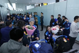 Жители Астаны торжественно встретили национальную сборную по шорт-треку - фото 16