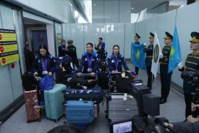 Жители Астаны торжественно встретили национальную сборную по шорт-треку - фото 18