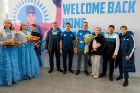 Астана жұрты Азиядада алтын алған биатлоншы Киреевті қарсы алды - фото 14