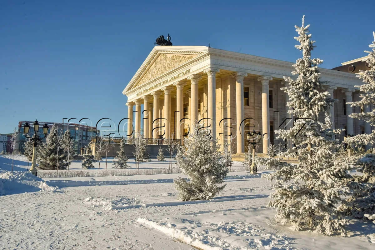 Unusual buildings of Astana - photo 1