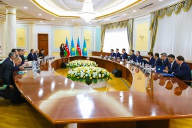 Ақтау маңындағы ұшақ апаты: Әзербайжан сыртқы істер министрі қазақ халқына алғыс айтты - фото 8