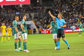 Қазақстан құрамасы Солтүстік Ирландия құрамасын жеңді - фото 50