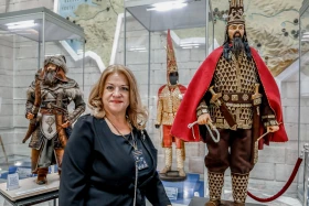 Шығыстан Батысқа дейін: Алматыда коллекциялық қуыршақтардың 140-тан астам үлгісі көрсетілді - фото 8