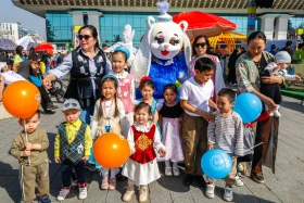 Алматыда 5000 адам Абай әндерін орындады - фото 8