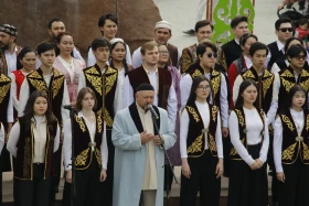 Алматыда 5000 адам Абай әндерін орындады - фото 15