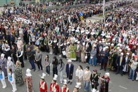 Алматыда 5000 адам Абай әндерін орындады - фото 32