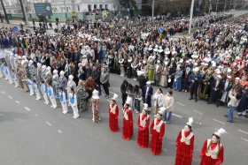 Алматыда 5000 адам Абай әндерін орындады - фото 33