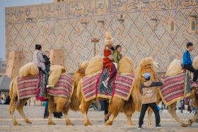 300 tourists arrived in Turkestan on the Silk Road international train - photo 11
